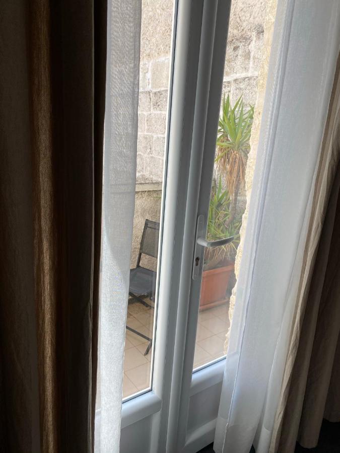 Hotel Restaurant Le Provencal لو غراو دو روا المظهر الخارجي الصورة